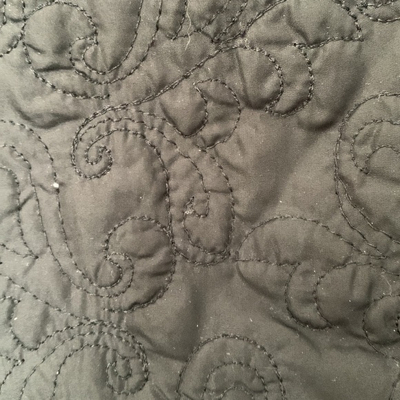 Quilted vest - Picture 2 of 7